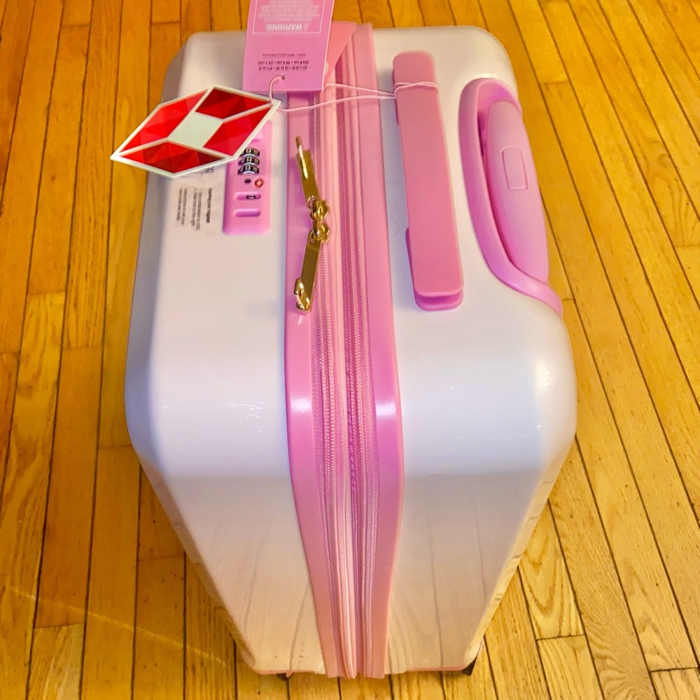 BNWT Stoney Clover Lane x Target 21” Carry On Luggage - Picture 7 of 15
